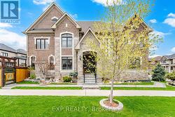 13 ARKSEY STREET Whitby, ON L1P 0G5