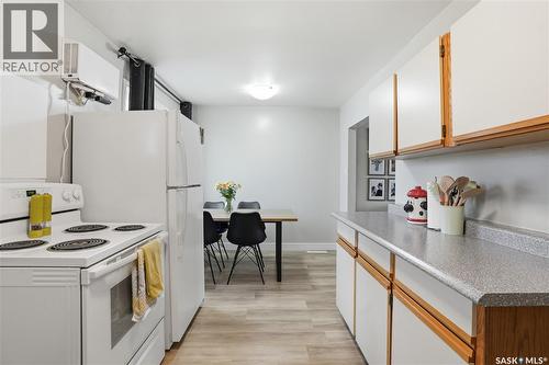 437 W Avenue N, Saskatoon, SK - Indoor Photo Showing Kitchen