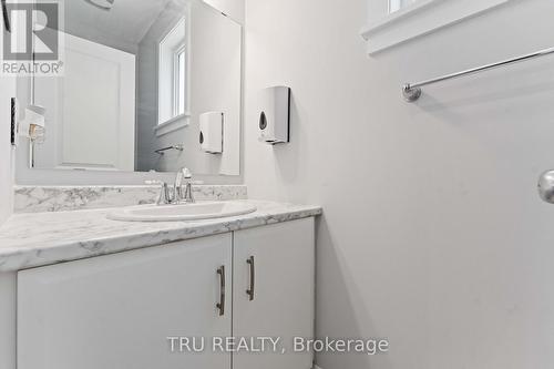Powder Room - 43 Aridus Crescent, Ottawa, ON - Indoor Photo Showing Bathroom