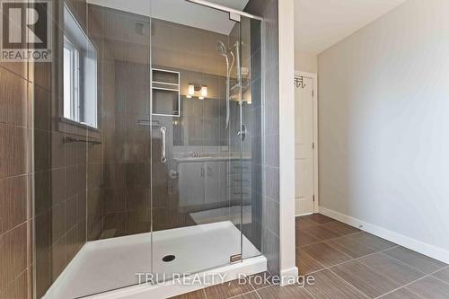 Ensuite Bathroom - 43 Aridus Crescent, Ottawa, ON - Indoor Photo Showing Bathroom