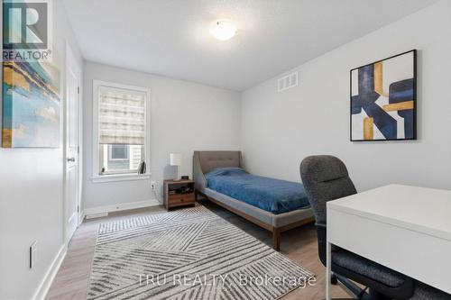 Bedroom 2 - 43 Aridus Crescent, Ottawa, ON - Indoor Photo Showing Bedroom