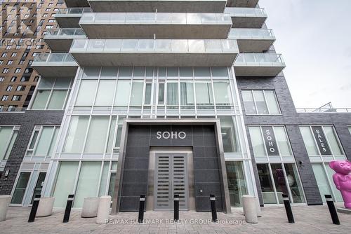 502 - 111 CHAMPAGNE AVENUE  Ottawa, ON K1S 5V3