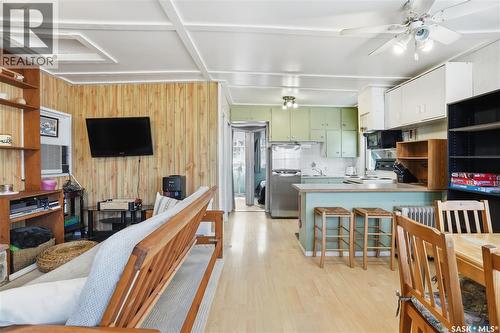 228A Green Avenue, Regina Beach, SK - Indoor