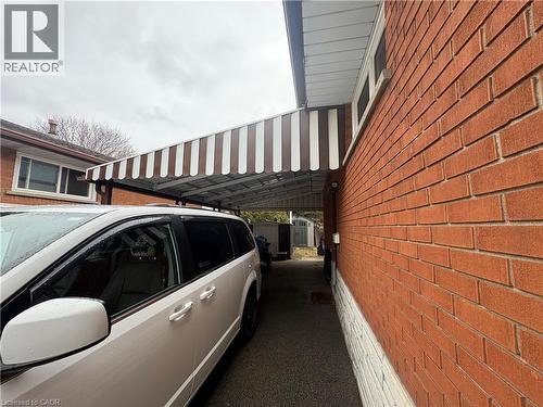 109 Ridge Street, Hamilton, ON -  With Exterior