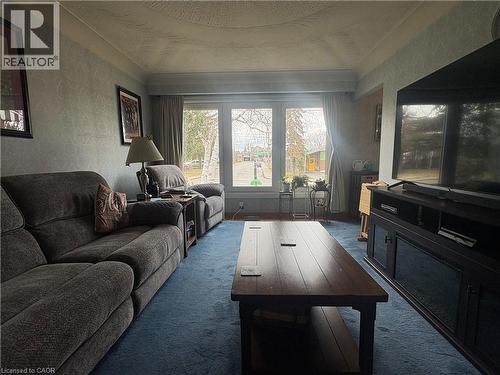 109 Ridge Street, Hamilton, ON - Indoor Photo Showing Living Room
