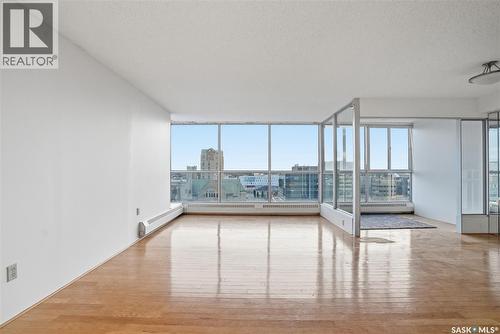 905 315 5th AVENUE N  Saskatoon, SK S7K 2P4