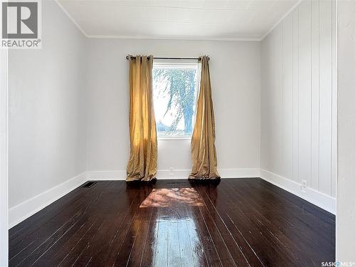 405 Railway Avenue, Cut Knife, SK - Indoor Photo Showing Other Room