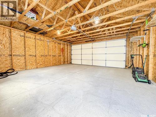 3366 Green Moss Lane, Regina, SK - Indoor Photo Showing Garage