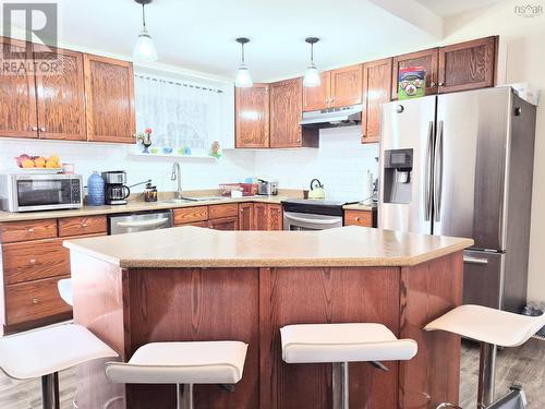 Kitchen - 2591 Barronsfield Road, River Hebert, NS - Indoor Photo Showing Kitchen