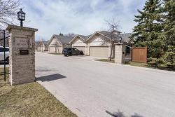 6 480 Chalfont Road  Winnipeg, MB R3R 3V4