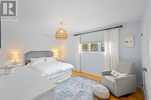 2064 Neepawa Avenue, Ottawa, ON - Indoor Photo Showing Bedroom