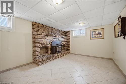 31 Summercrest Drive, Hamilton, ON - Indoor Photo Showing Other Room