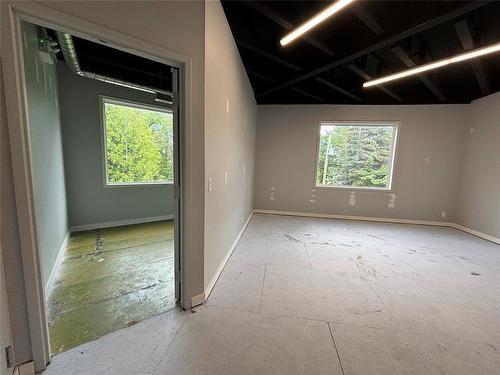 449 Main St, Oakbank, MB 