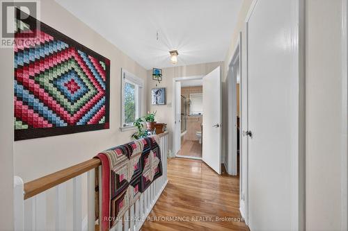 176 Compton Avenue, Ottawa, ON - Indoor Photo Showing Other Room