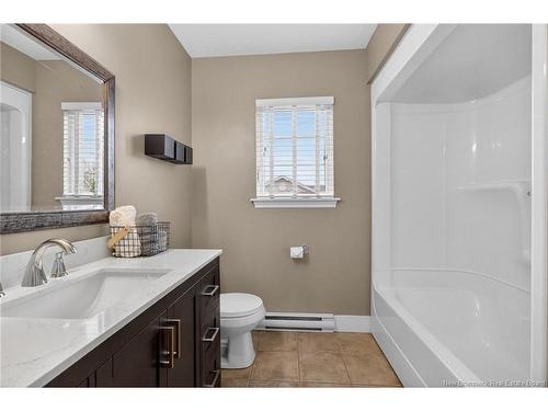 228 Rennick Rd, Moncton, NB 