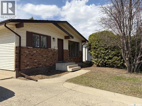 111 Stechishin Crescent, Saskatoon, SK - Outdoor