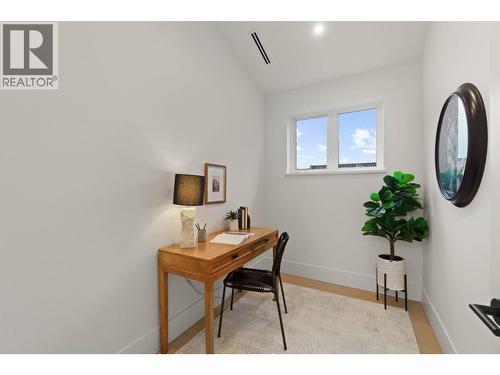 2 1945 E 13Th Avenue, Vancouver, BC - Indoor Photo Showing Other Room