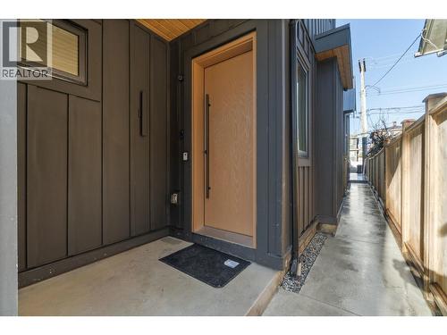 2 1945 E 13Th Avenue, Vancouver, BC - Outdoor With Exterior
