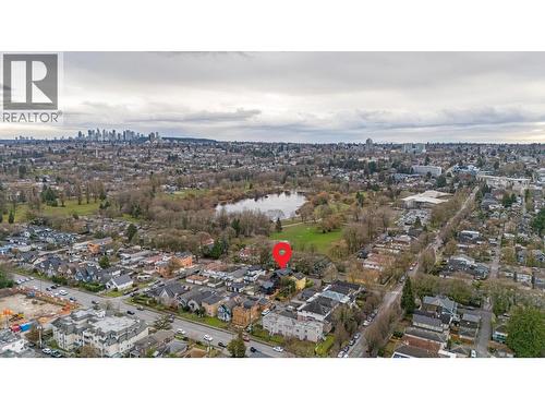 2 1945 E 13Th Avenue, Vancouver, BC - Outdoor With View