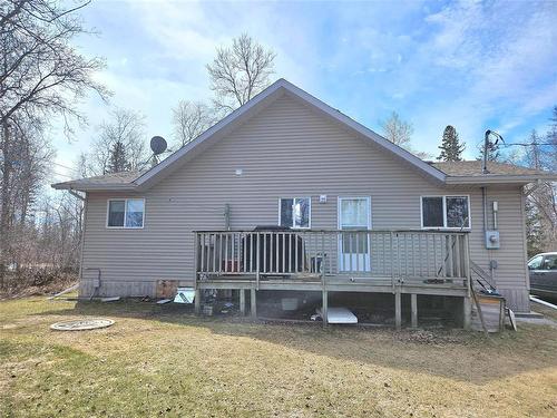 32 Elm Crescent, Bifrost Rm, MB - Outdoor With Deck Patio Veranda