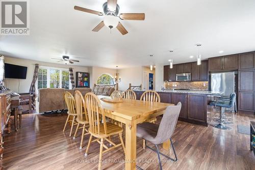 144 Centre Street, Deseronto (Deseronto (Town)), ON - Indoor Photo Showing Dining Room