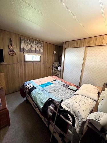 103 Manson Street, Mcauley, MB - Indoor Photo Showing Bedroom
