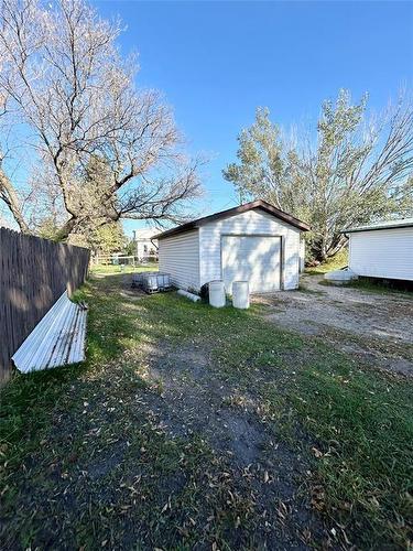 103 Manson Street, Mcauley, MB - Outdoor