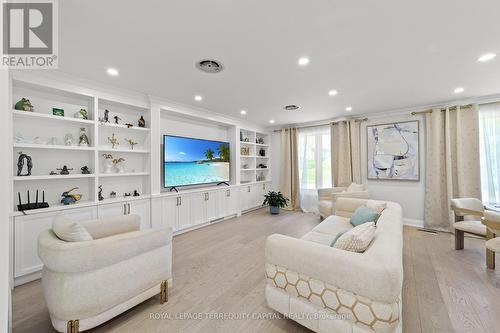 730 Hyde Road, Burlington, ON - Indoor Photo Showing Other Room