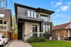 44 DORIS DRIVE Toronto, ON M4B 3C9