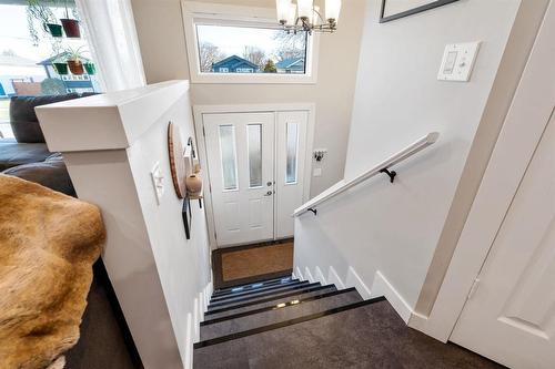 281 Springfield Road, Winnipeg, MB - Indoor Photo Showing Other Room