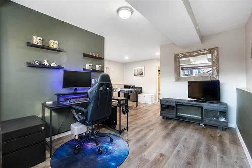281 Springfield Road, Winnipeg, MB - Indoor Photo Showing Office