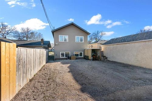 281 Springfield Road, Winnipeg, MB - Outdoor