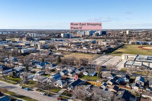 281 Springfield Road, Winnipeg, MB - Outdoor With View