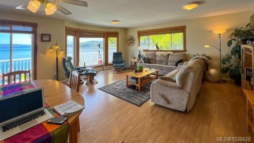 490 2Nd St, Sointula, BC 
