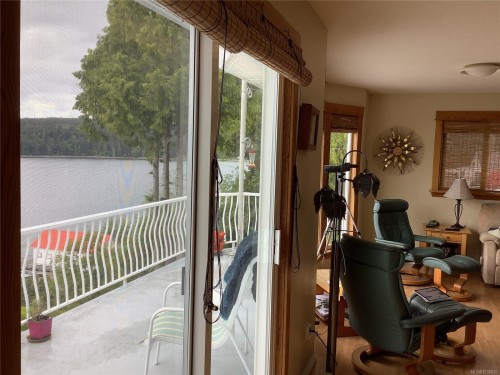 490 2Nd St, Sointula, BC 