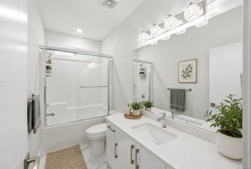 5254 Sherbourne Dr, Nanaimo, BC 