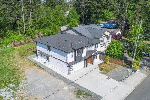 5254 Sherbourne Dr, Nanaimo, BC 