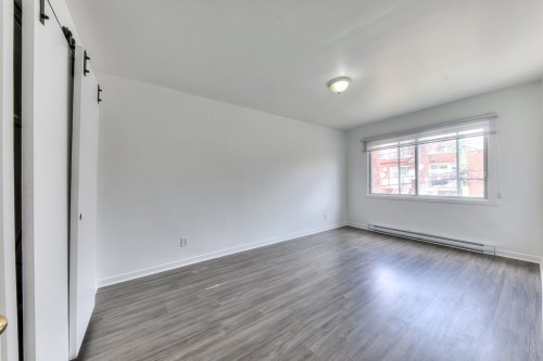 Bedroom - 1067 Rue Marlatt, Montréal (Saint-Laurent), QC - Indoor Photo Showing Other Room