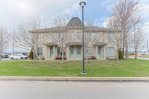 1669 Rue P.-A.-Gouin  Trois-Rivières, QC G8Y 0C8