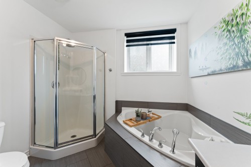 Salle de bains - 589 Rue De Pompadour, Mascouche, QC - Indoor Photo Showing Bathroom