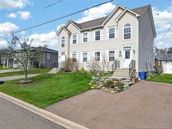 43 Tanya CRES Moncton, NB E1E 4V3