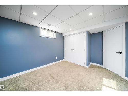 126 Harrison Dr Nw, Edmonton, AB - Indoor