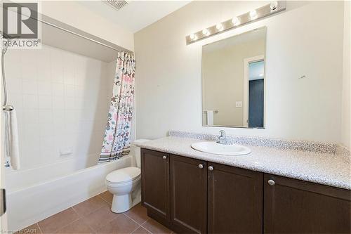 Primary ensuite - 110 Highland Road E Unit# 75, Kitchener, ON - Indoor Photo Showing Bathroom