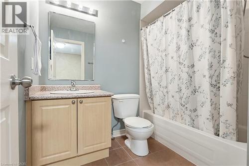 110 Highland Road E Unit# 75, Kitchener, ON - Indoor Photo Showing Bathroom