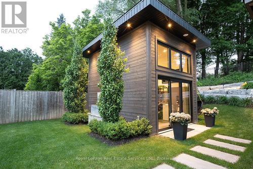 111 Judith Crescent, Hamilton (Ancaster), ON - Outdoor
