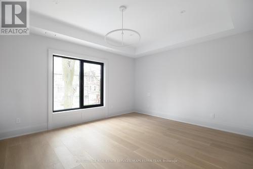 92 Arjay Crescent, Toronto, ON - Indoor Photo Showing Other Room