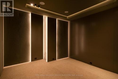 92 Arjay Crescent, Toronto, ON - Indoor Photo Showing Other Room