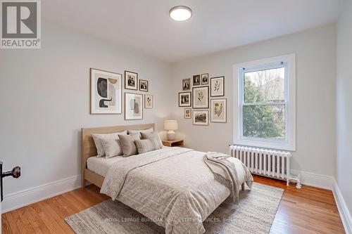 1222 King Street W, Hamilton, ON - Indoor Photo Showing Bedroom