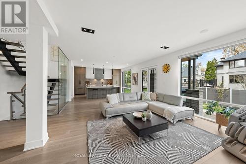 505 Windermere Avenue, Ottawa, ON - Indoor Photo Showing Living Room