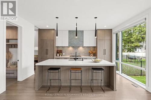 505 Windermere Avenue, Ottawa, ON - Indoor Photo Showing Kitchen With Upgraded Kitchen